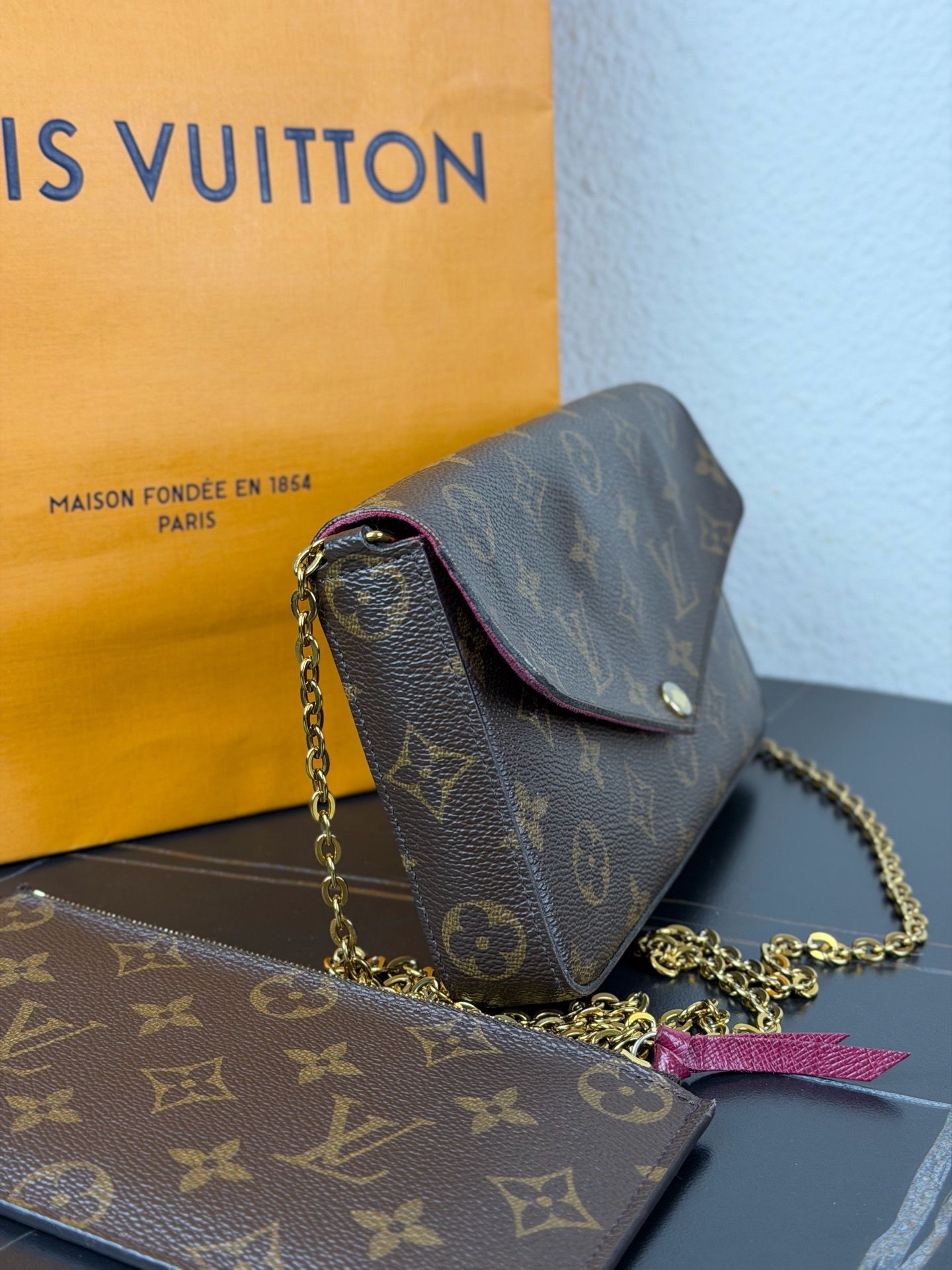 【預訂貨品】LV老花三合一woc