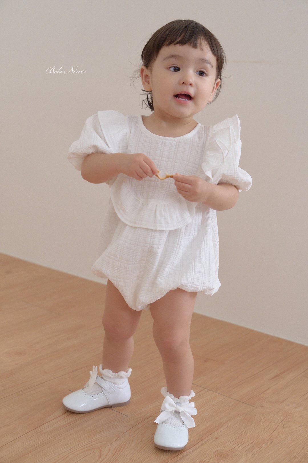 ☀️預訂 韓國直送☀️🇰🇷Bebenine兩色大荷葉邊短袖包屁衣