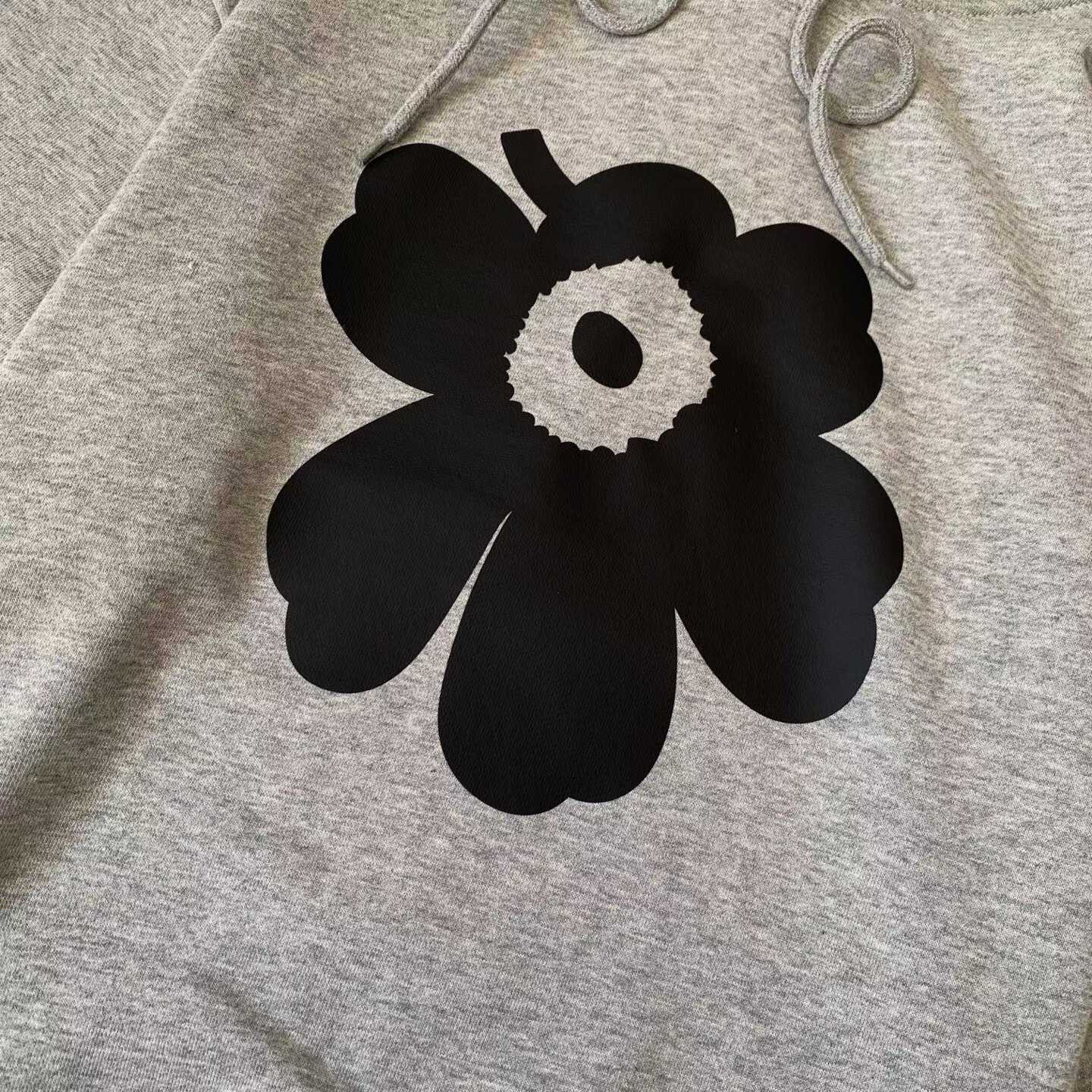 預訂 Marimekko Runoja Unikko 連帽衛衣 [貨號26A853]