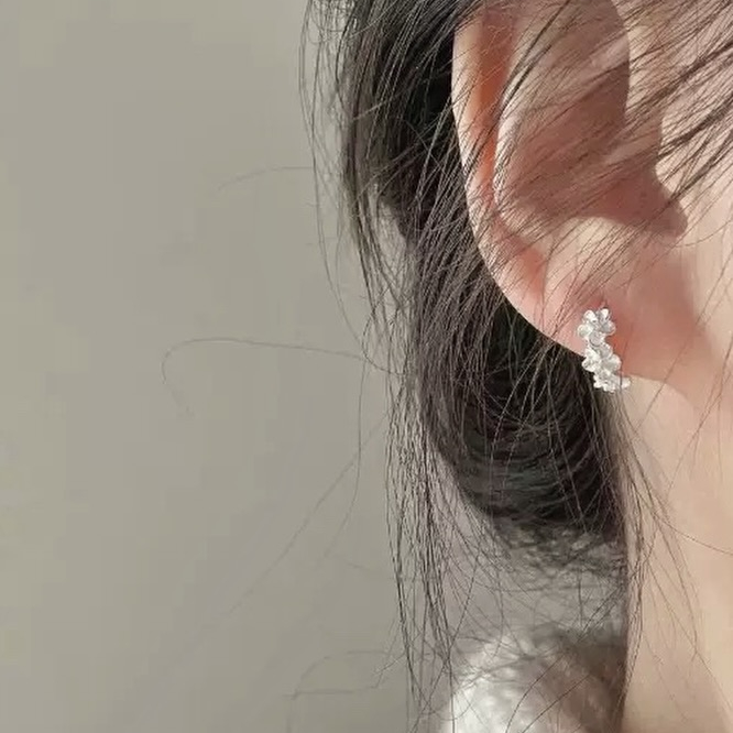 Jisoo花边耳环