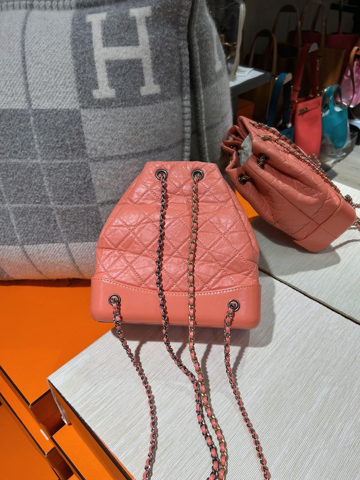 Chanel Gabrielle backpack small 100%Authentic ,95%new ✅CARD✅dust bag