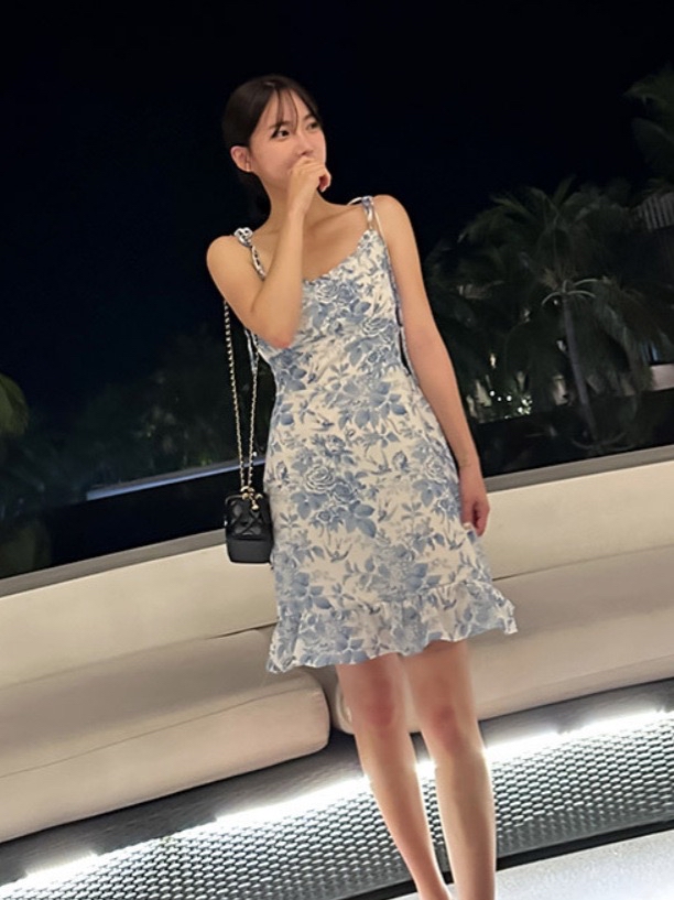 DR419吊带碎花短裙