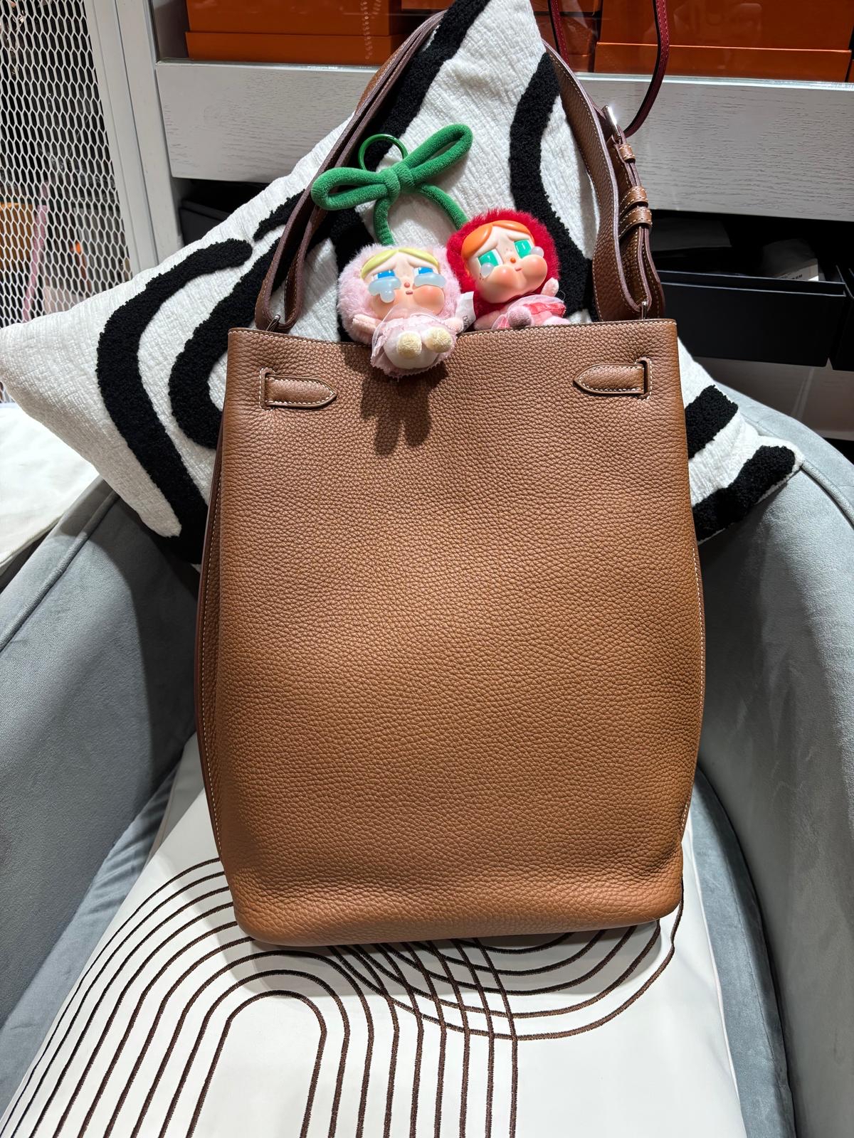 Hermes So Kelly Stamp [Q] Gold 100%Authentic, 98%New ✅Dust bag ✅Box