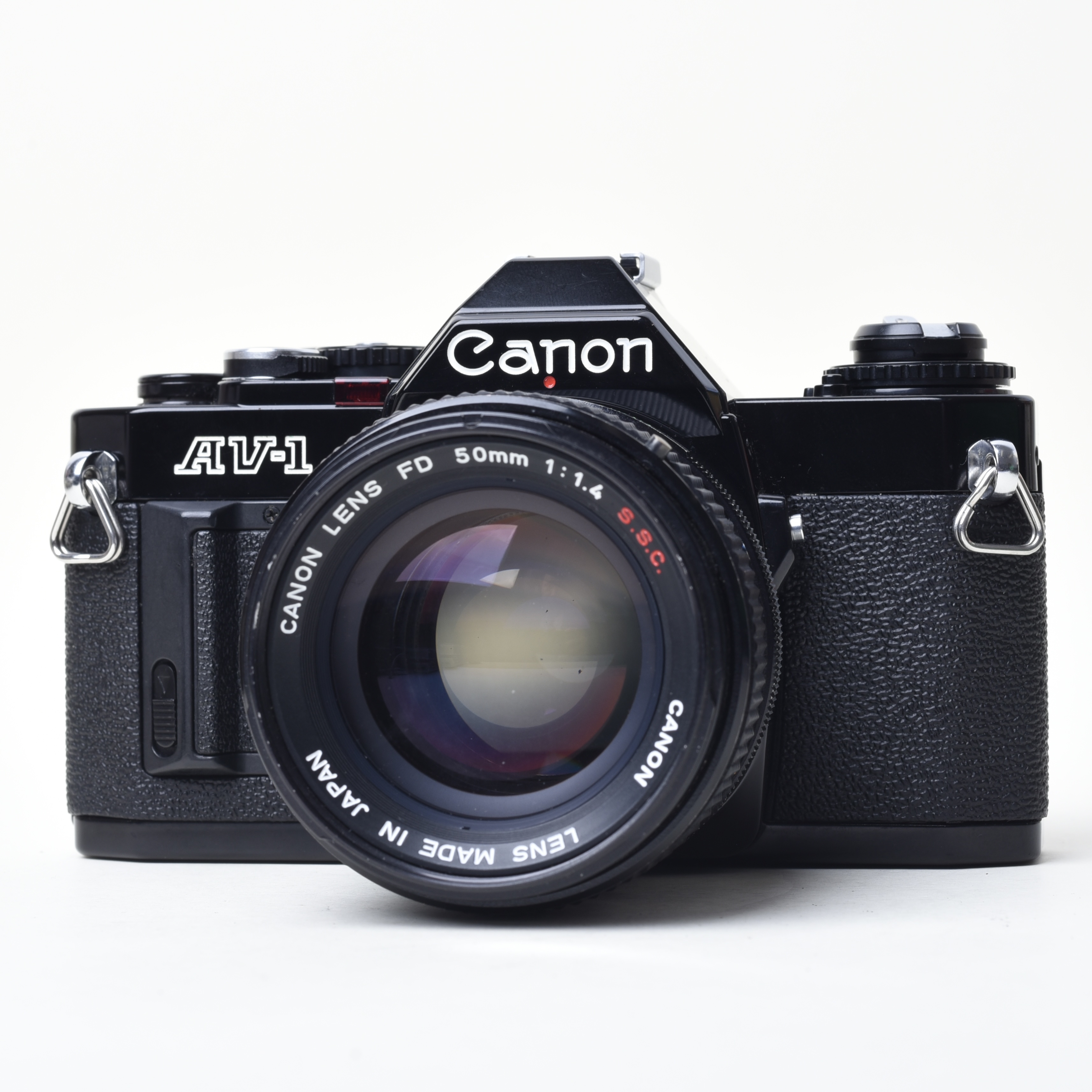 Canon AV-1配置Canon FD 50mm f1.4菲林相機