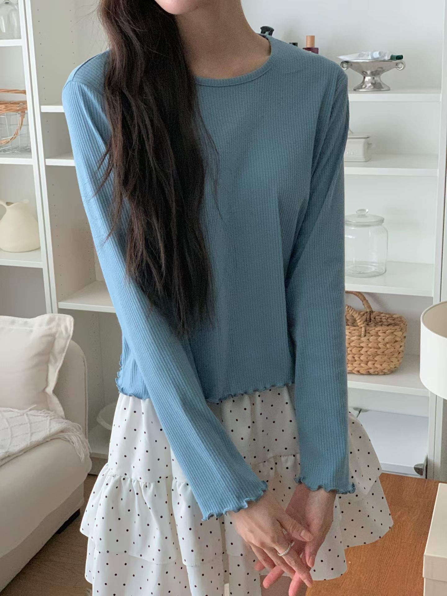 221639 木耳邊淨色長袖Tee