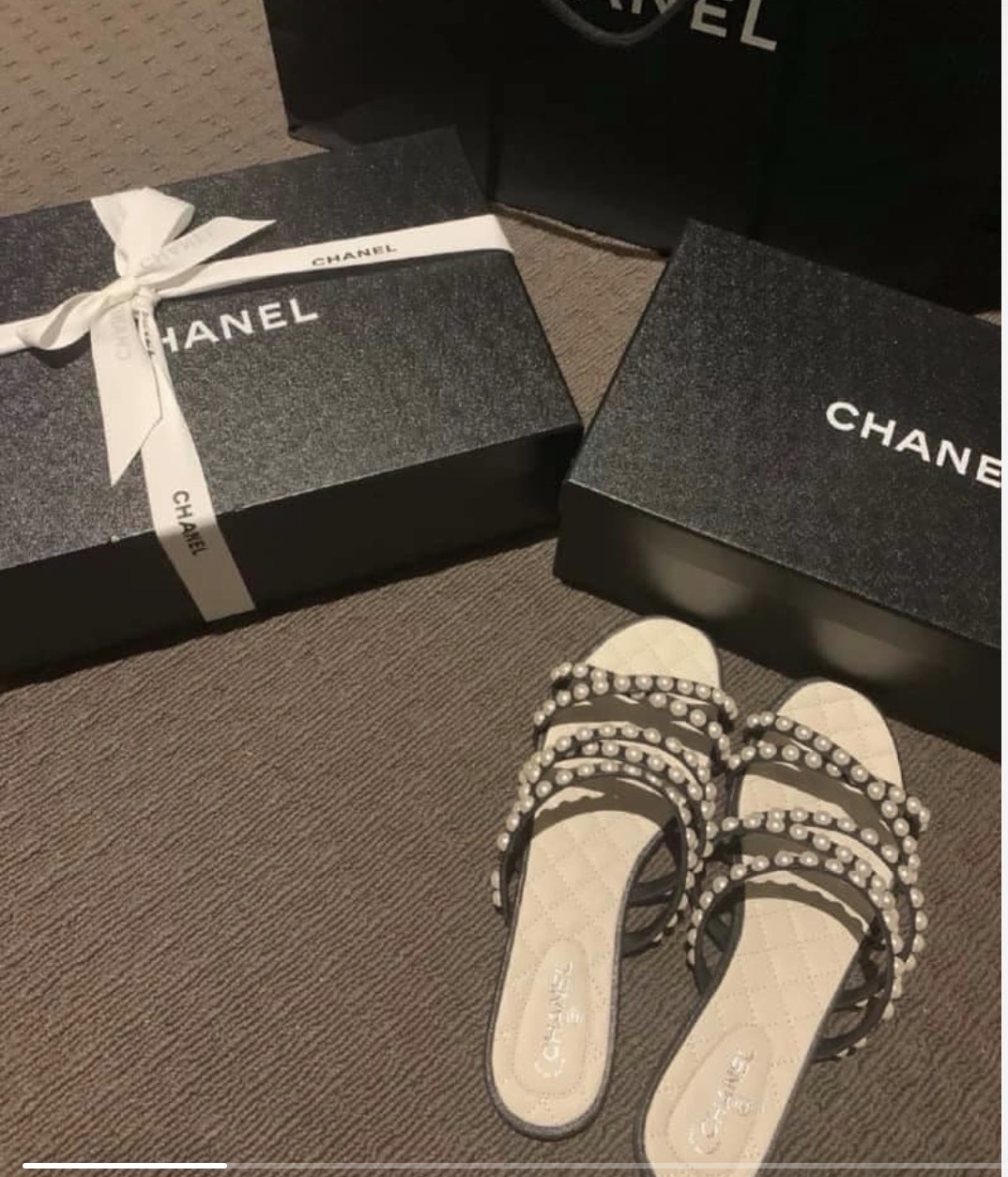 Chanel香奈兒女士珍珠涼拖