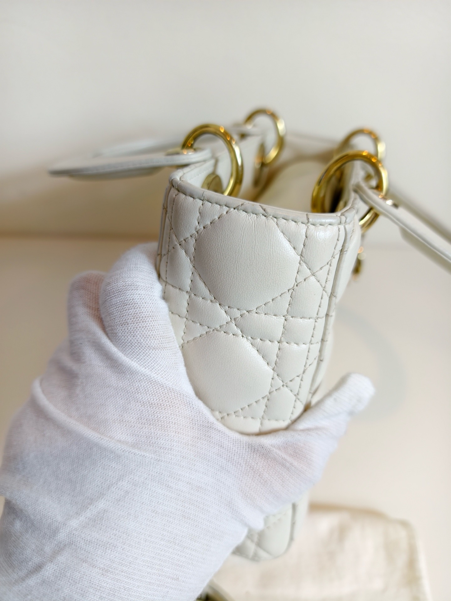 【預訂貨品】Dior Lady Dior 白色四格戴妃包