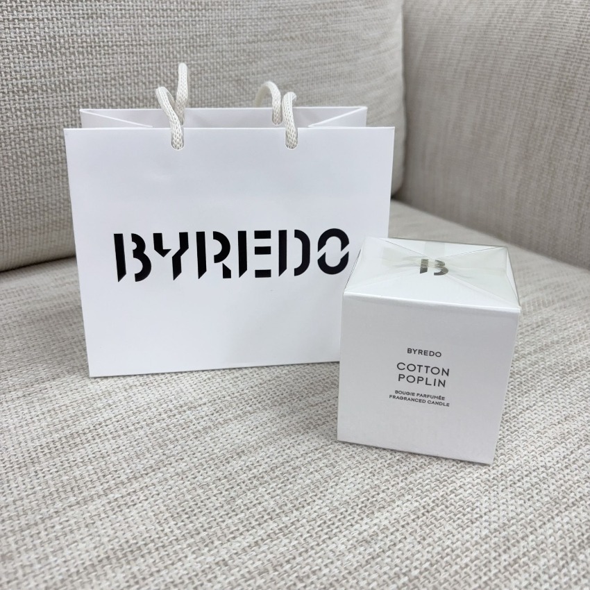 Byredo Cotton Poplin香氛蠟燭70g (BY6926)