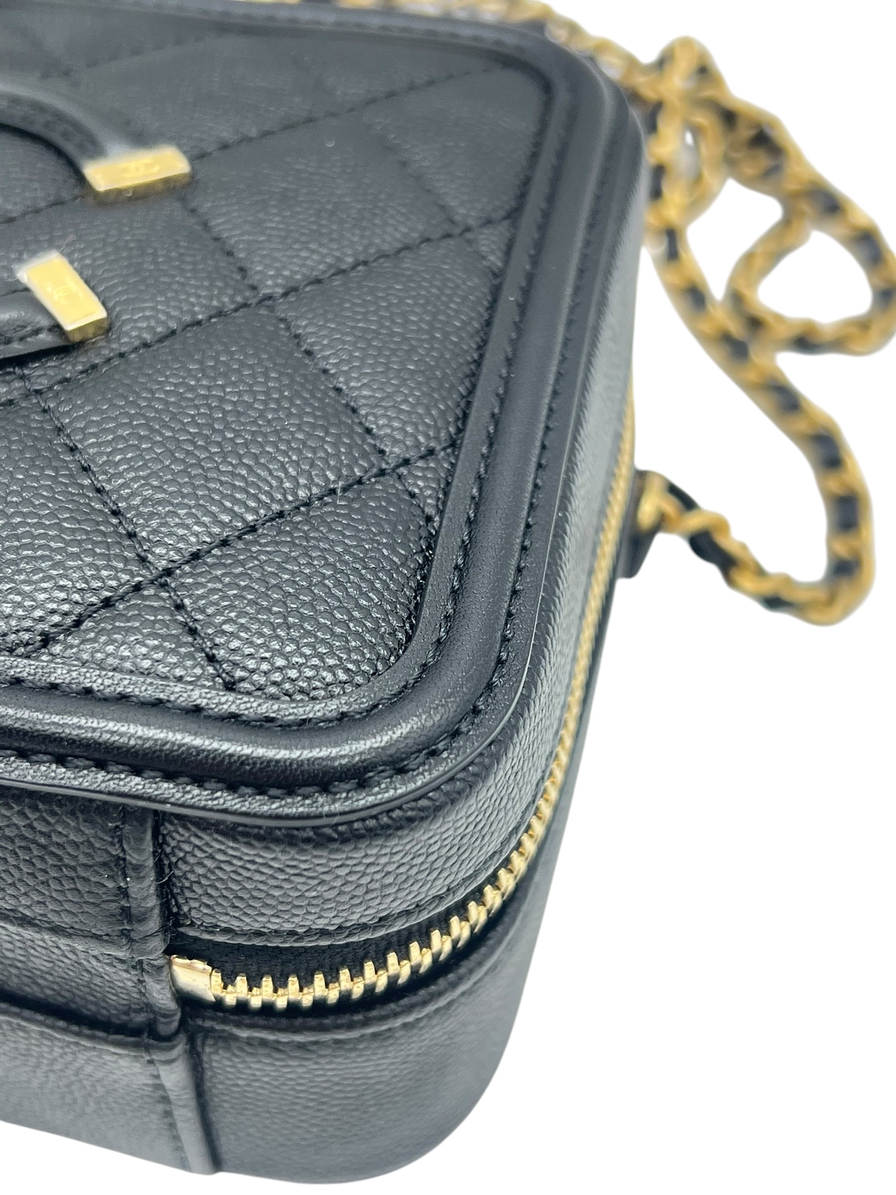 Pre-Owned CHANEL CC Filigree Vanity Case / Product Code: 26061003