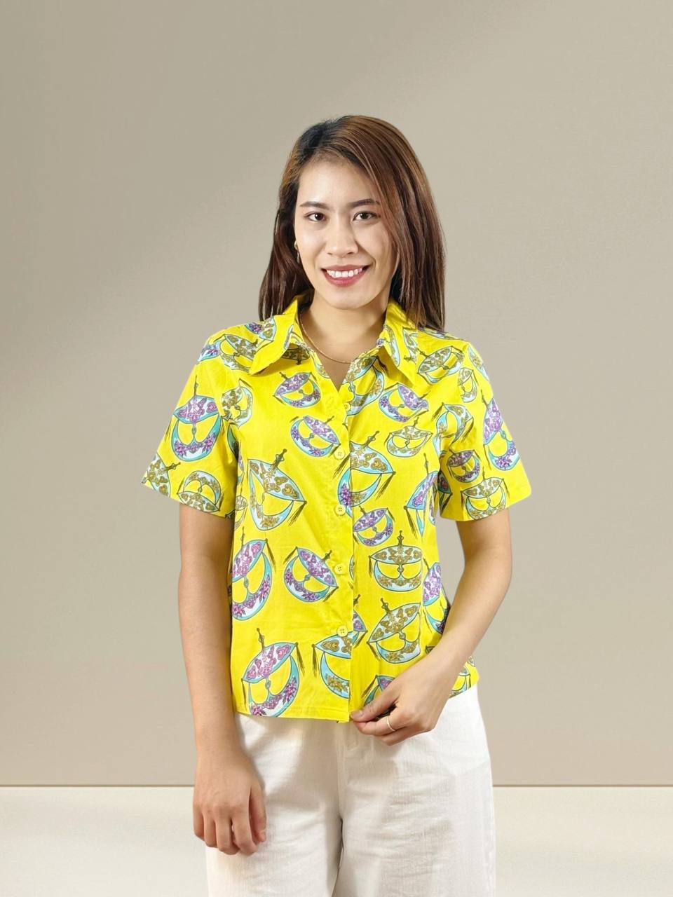 T9520 - Wau Bulan Haw Shirt