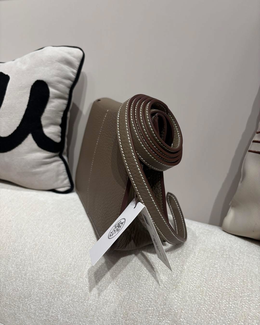 全新 Hermes halzan 25,STAMP W,大象灰銀扣 100%Authentic, 100%New全新貨品 ✅收據✅dust bag✅Box