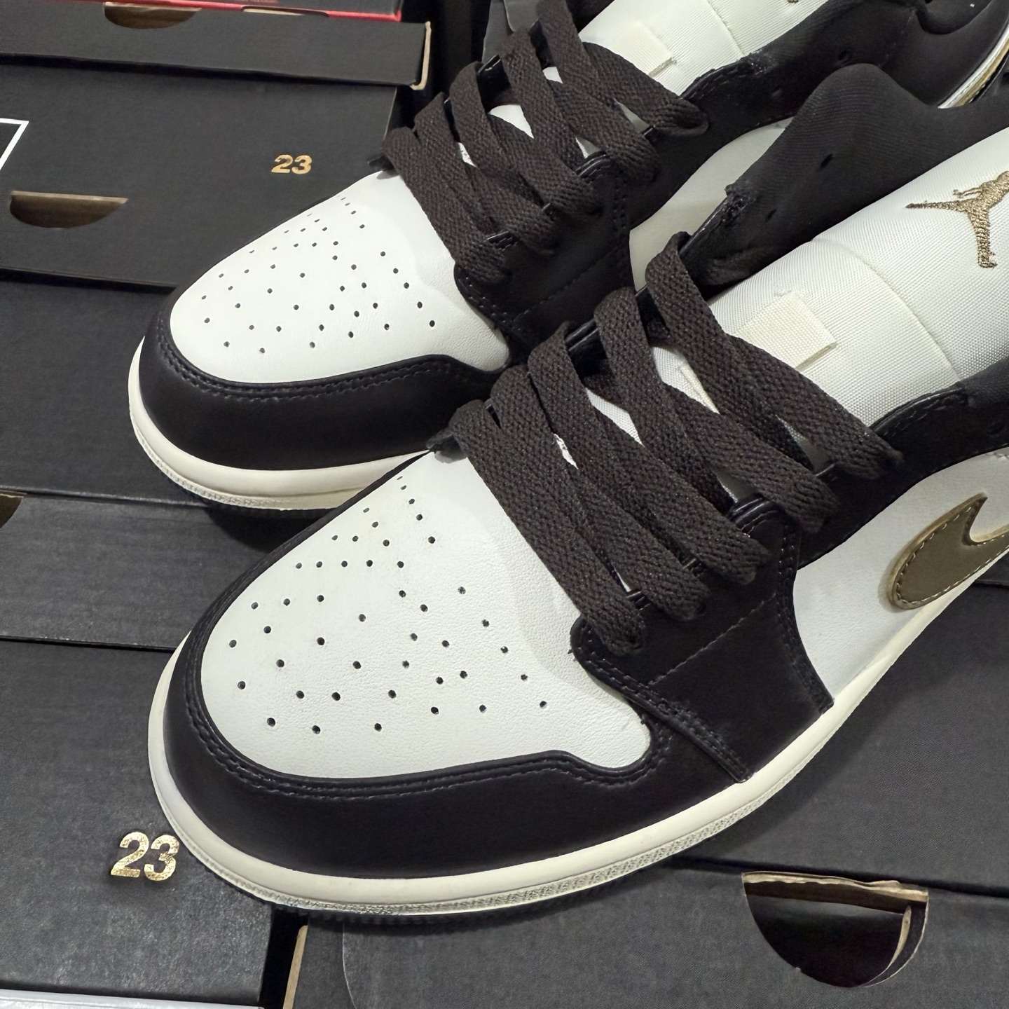 Nike Air Jordan 1 Low 'Shadow Brown' DC0774-200