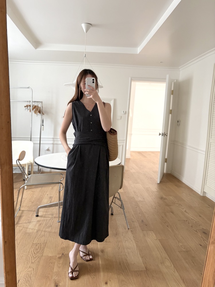 Arya Two-Way Textured Dress (Charcoal)