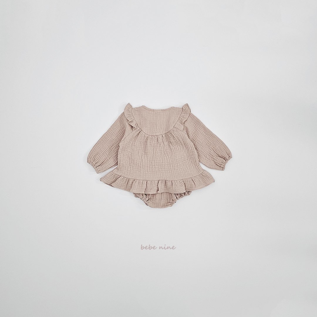 🌸預訂 韓國直送🌸🇰🇷Bebenine兩色荷葉花邊棉紗長袖上衣燈籠褲套裝