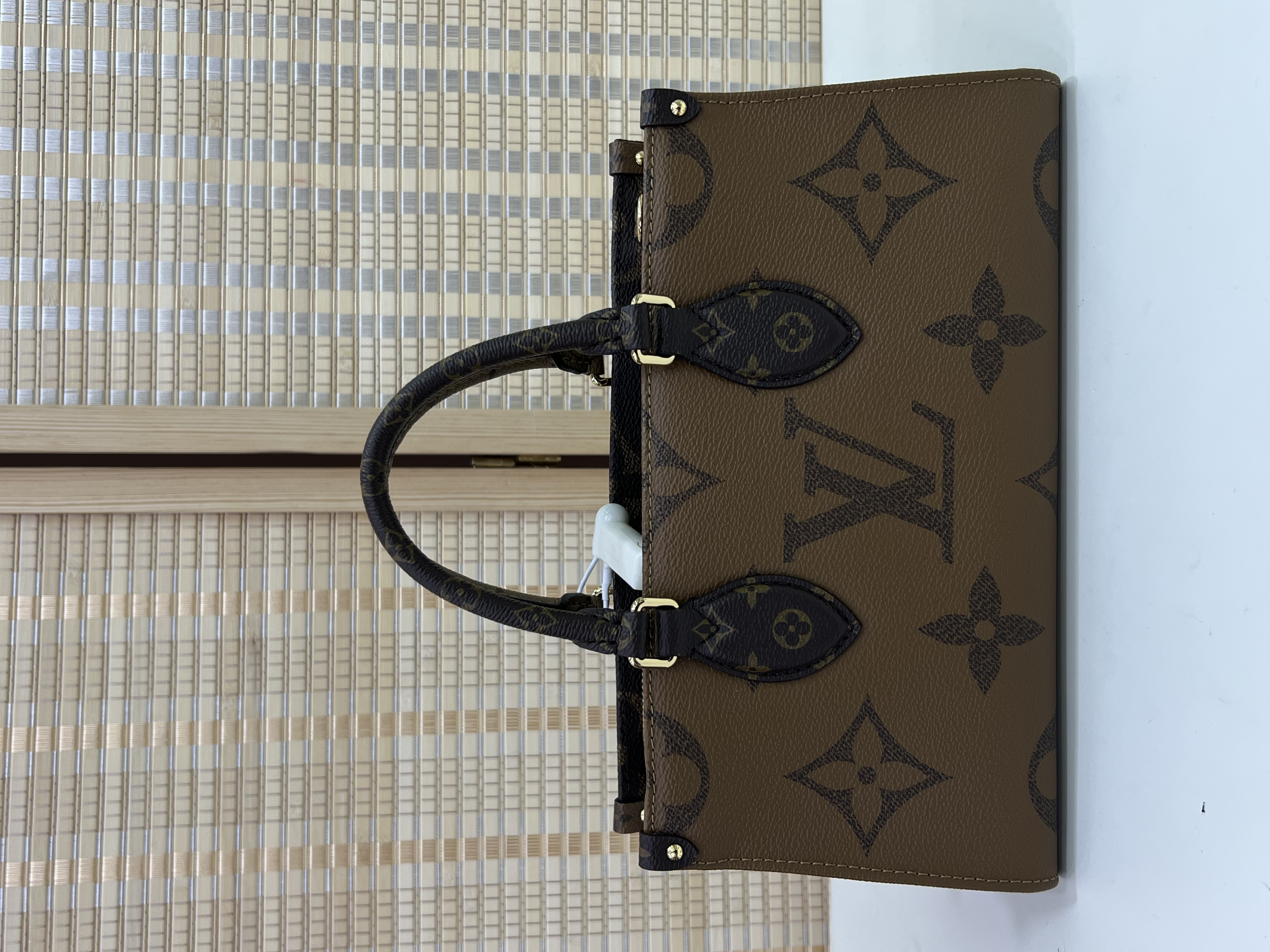 直播貨品 |  [1個-$100 2個-$300］GG52