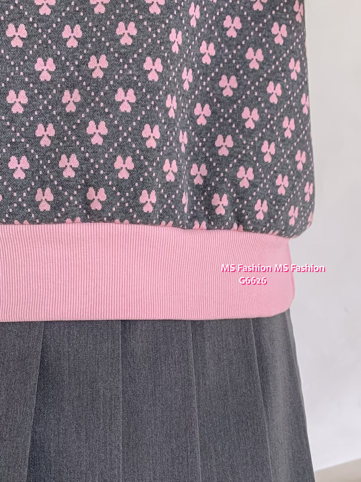 G6626 花花拼邊top