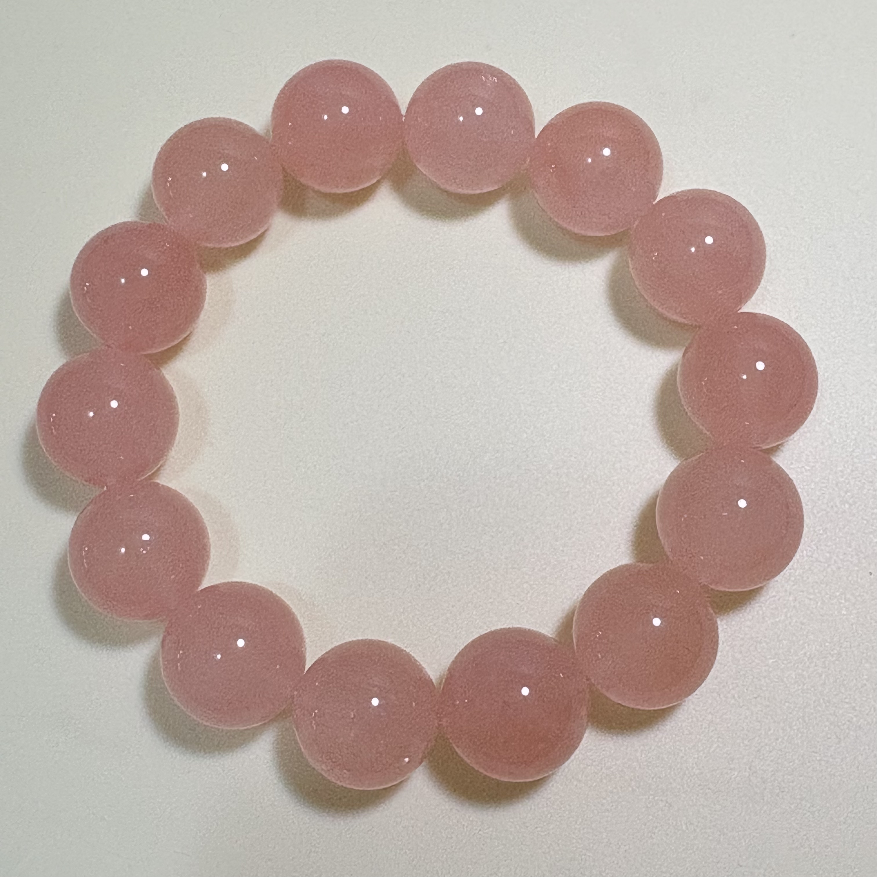 【人緣】馬粉晶手串 No.4564 l規格：16mm珠18 cm手圍｜附送證書