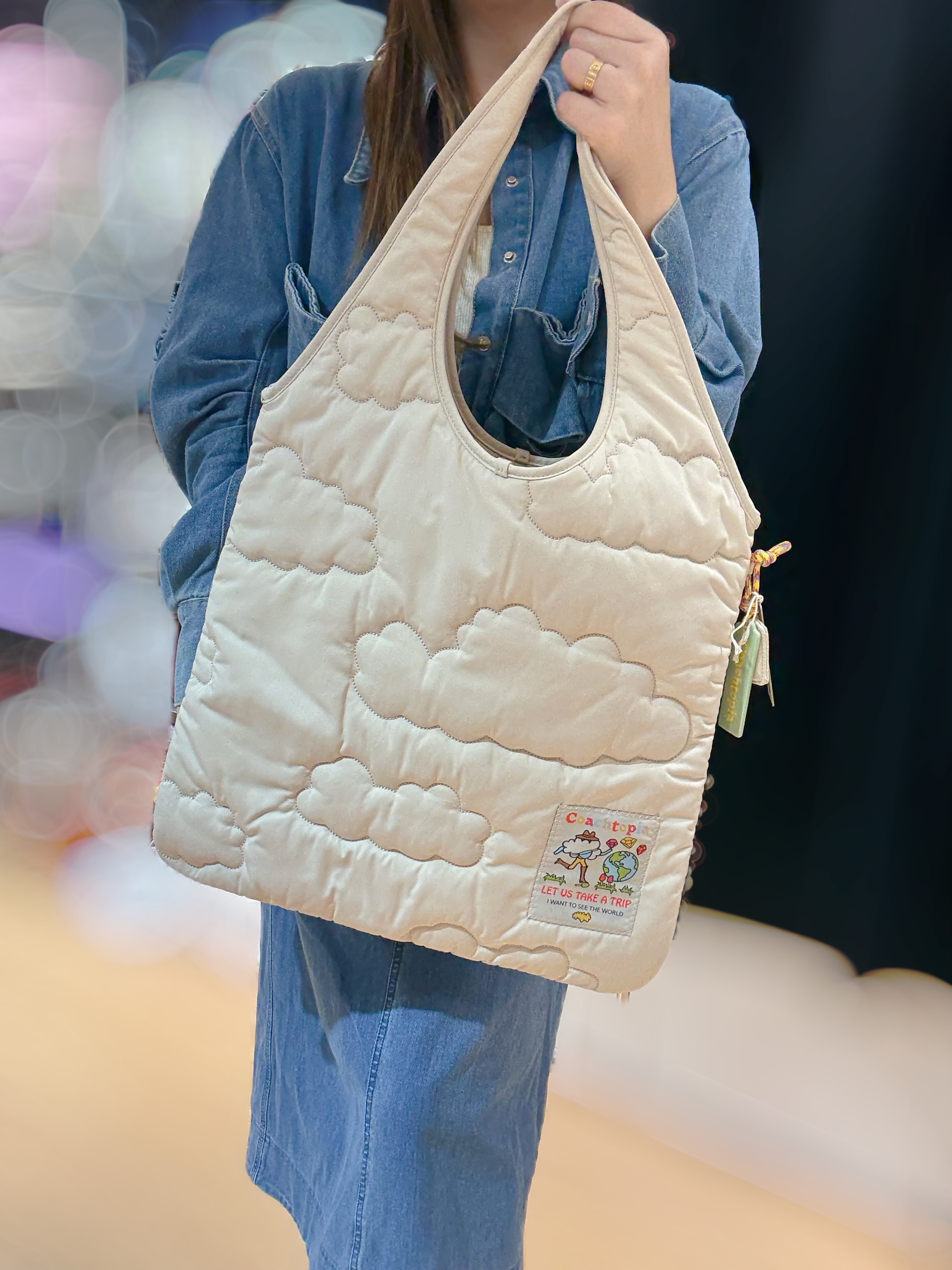 Coach loop flat tote beige