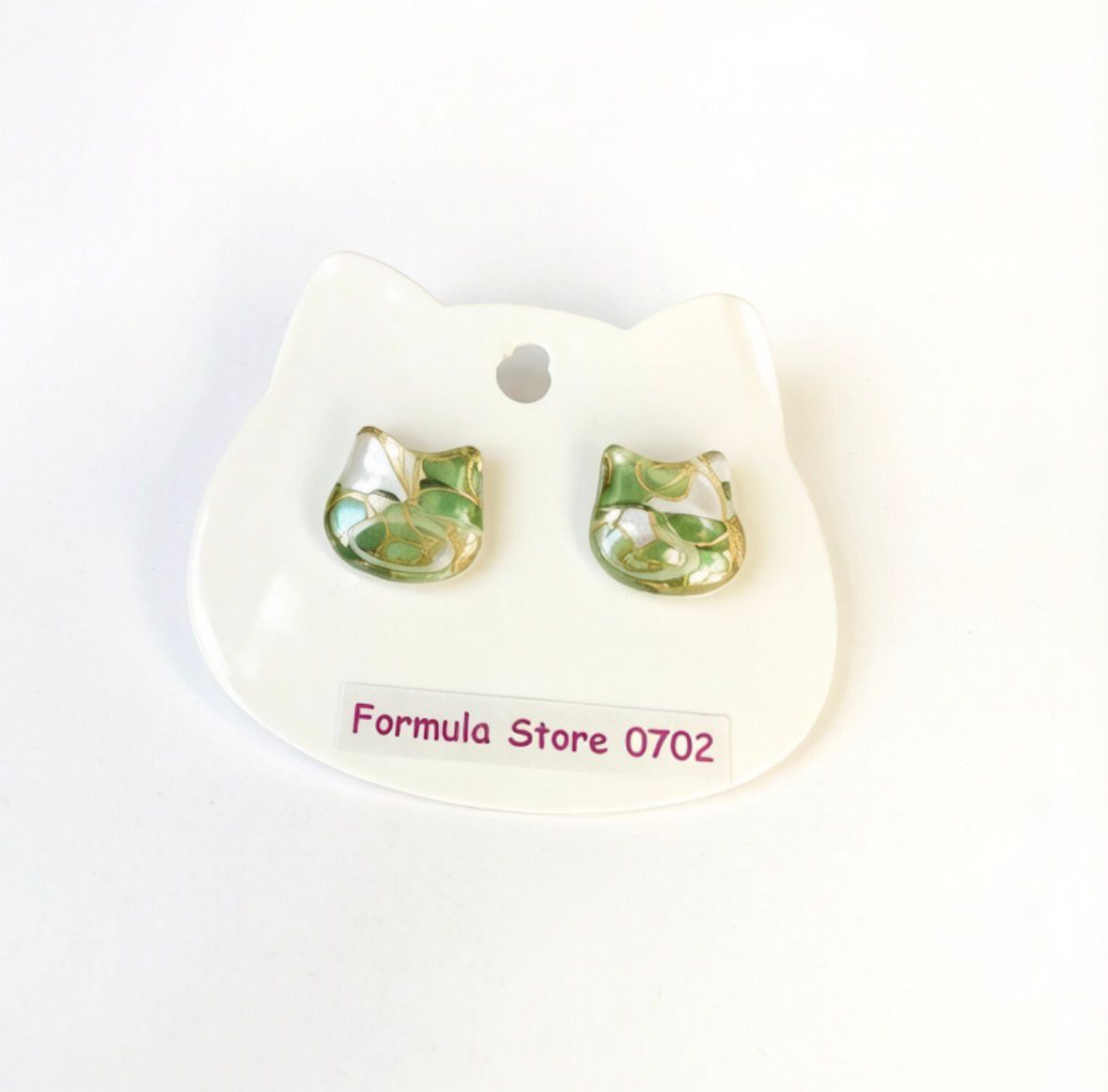 可愛貓咪造型耳環 - 綠意盎然