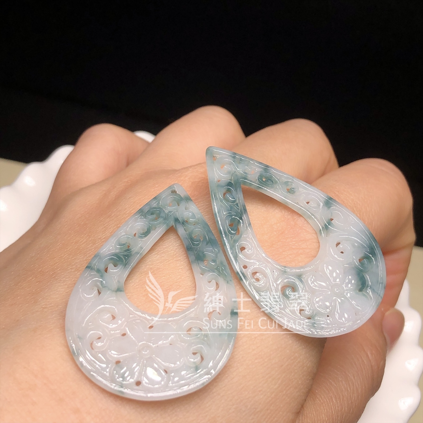 飄藍花翡翠耳環 YM00285