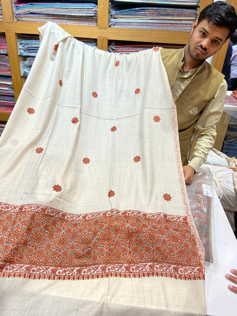 2026群內搶購披肩Pashmina/Wool blend shawl 