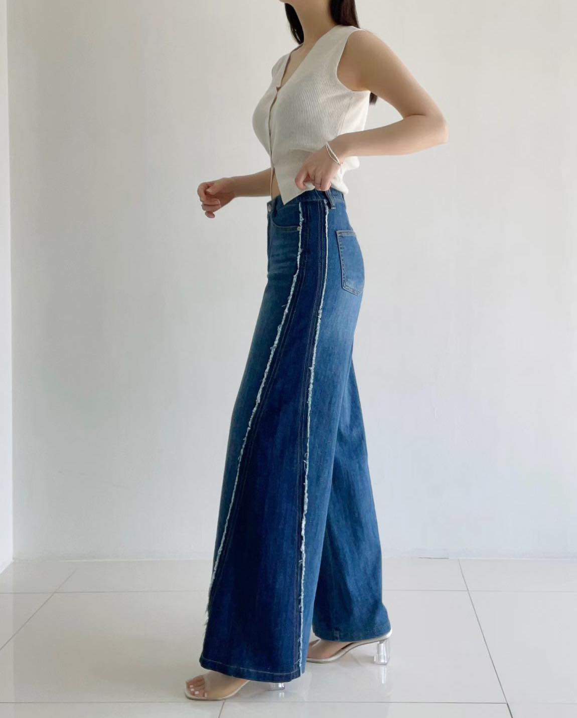 側拼色小喇叭牛仔褲