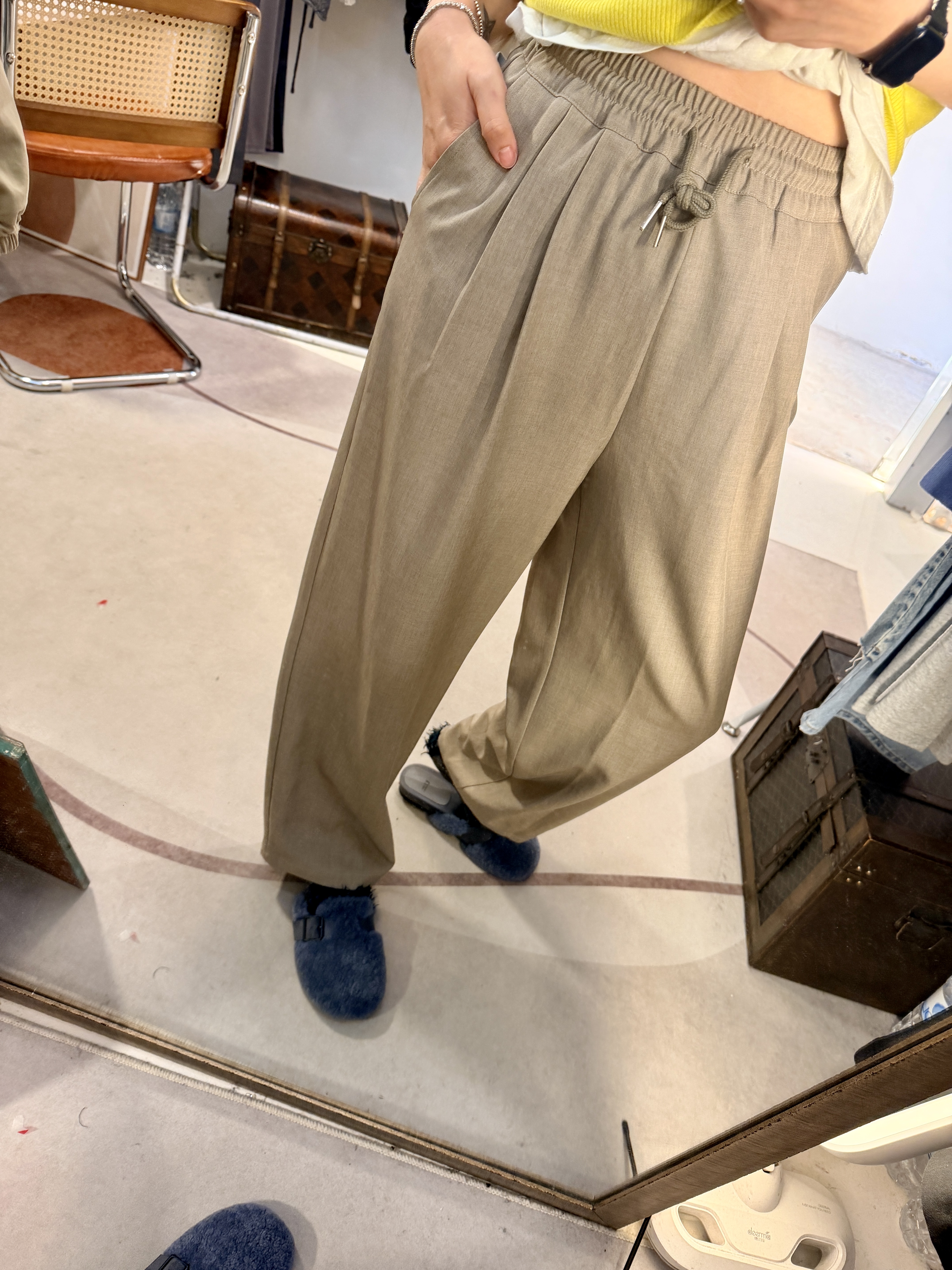 Loose and soft pants