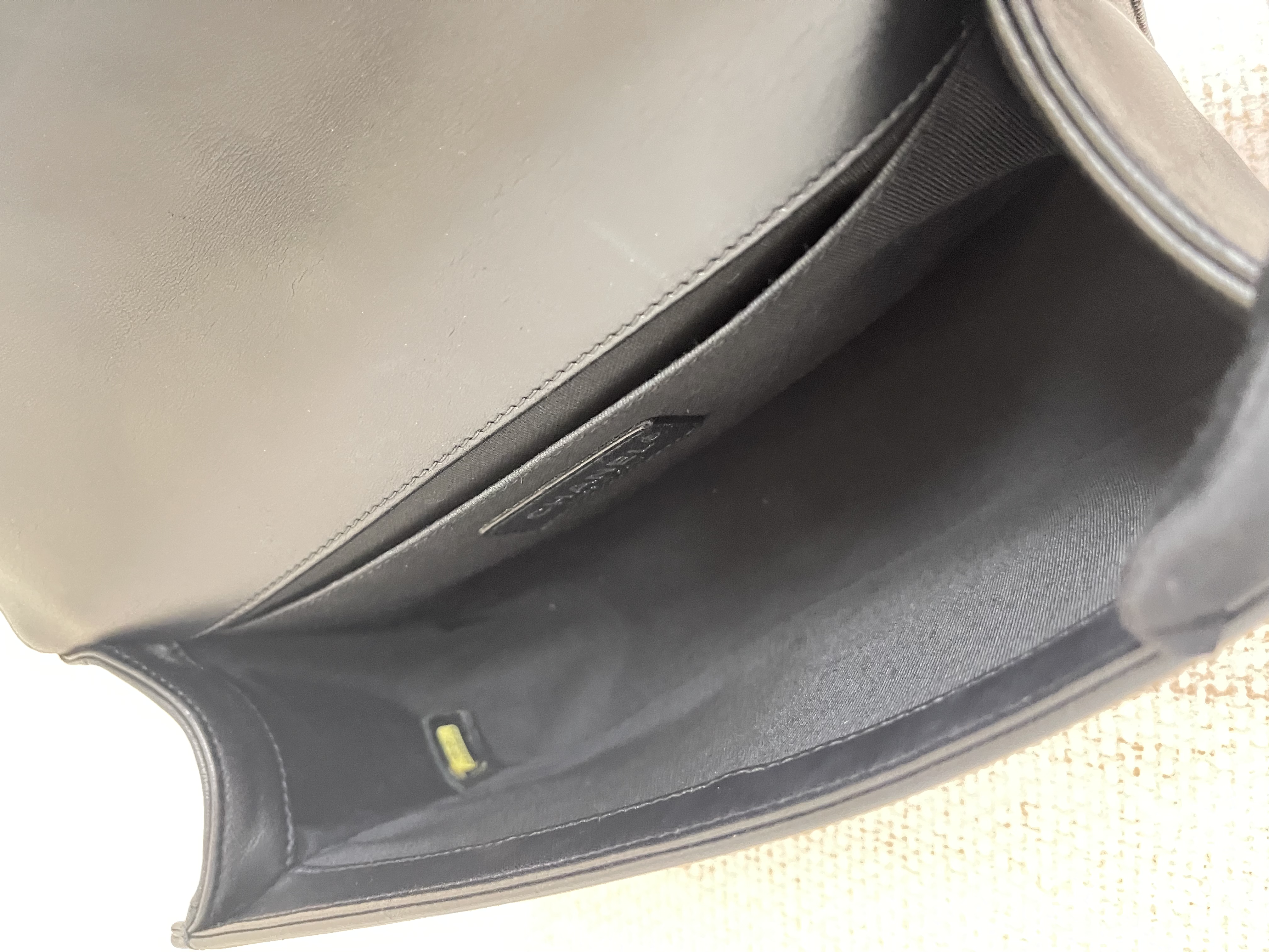 Pre-owned Chanel Boy / Product Code: 26040601