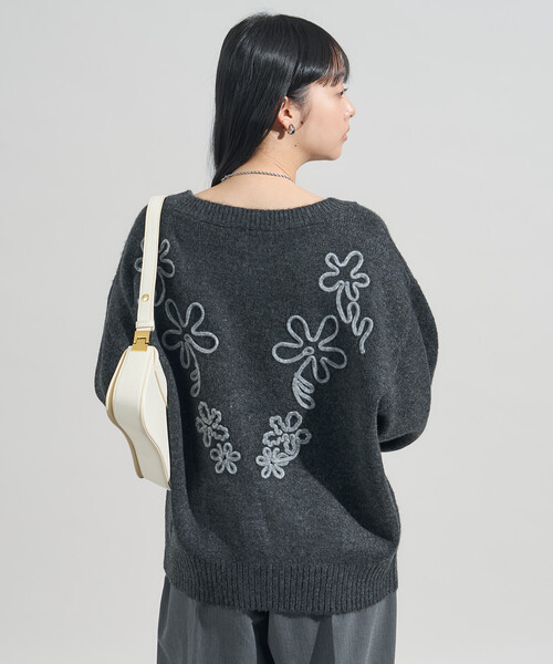 花花刺繡針織衫