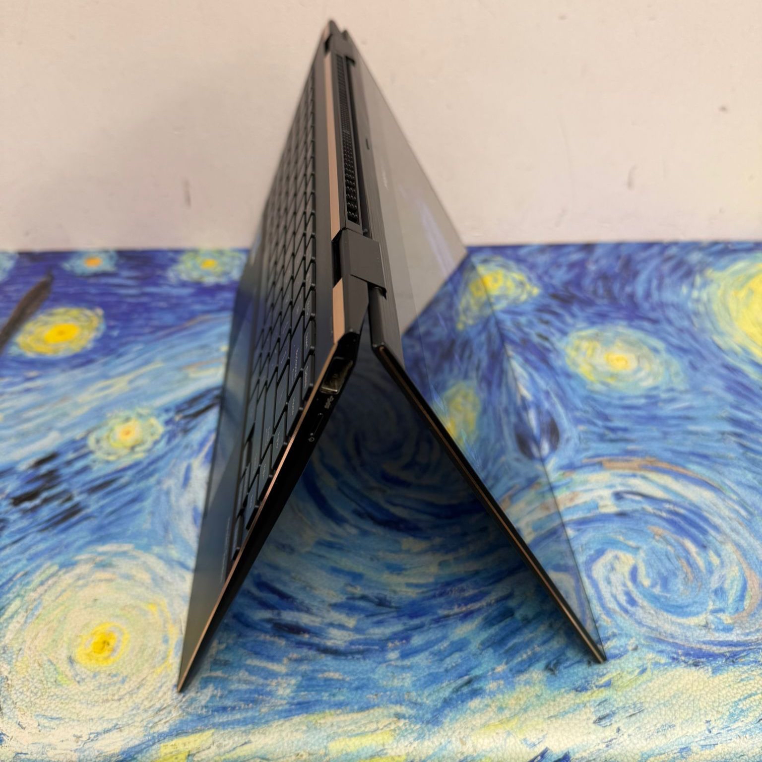 (4K 360度Touch Mon 超輕薄華碩🔥) Asus Zenbook 13.3寸 Intel i7-1165G7/16GB Ram/512GB/Pantone認證/Laptop / Notebook / Tablet  / 平板 / Ultrabook / PC / Netflix / YouTube / Movie / Windows / Office