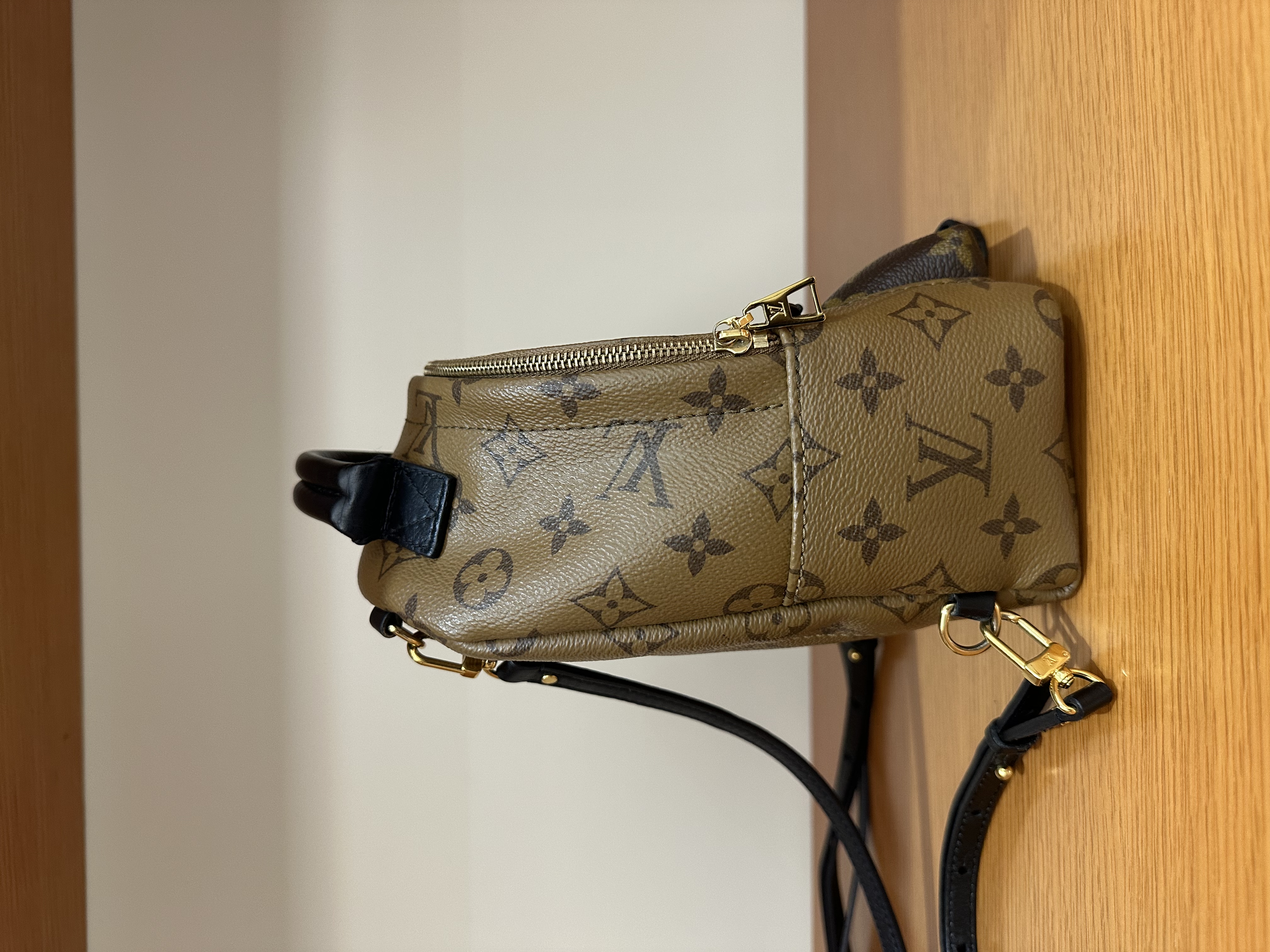 直播貨品 |  [1個-$100 2個-$300］ HH06