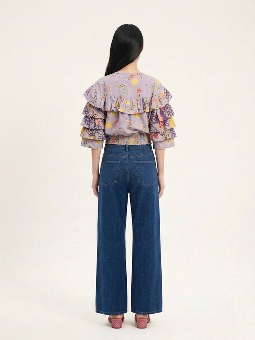 W8822 - Lestari Batik Top