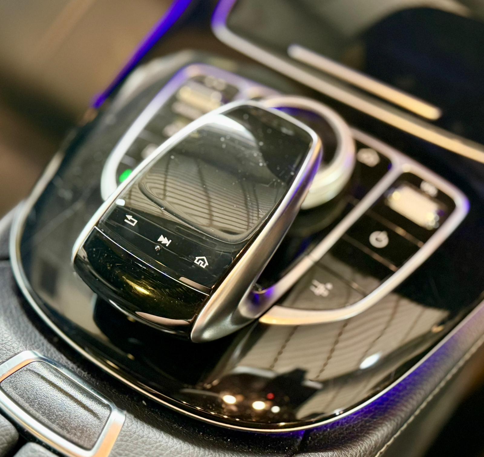 Mercedes-Benz E300 Coupé AMG 2017