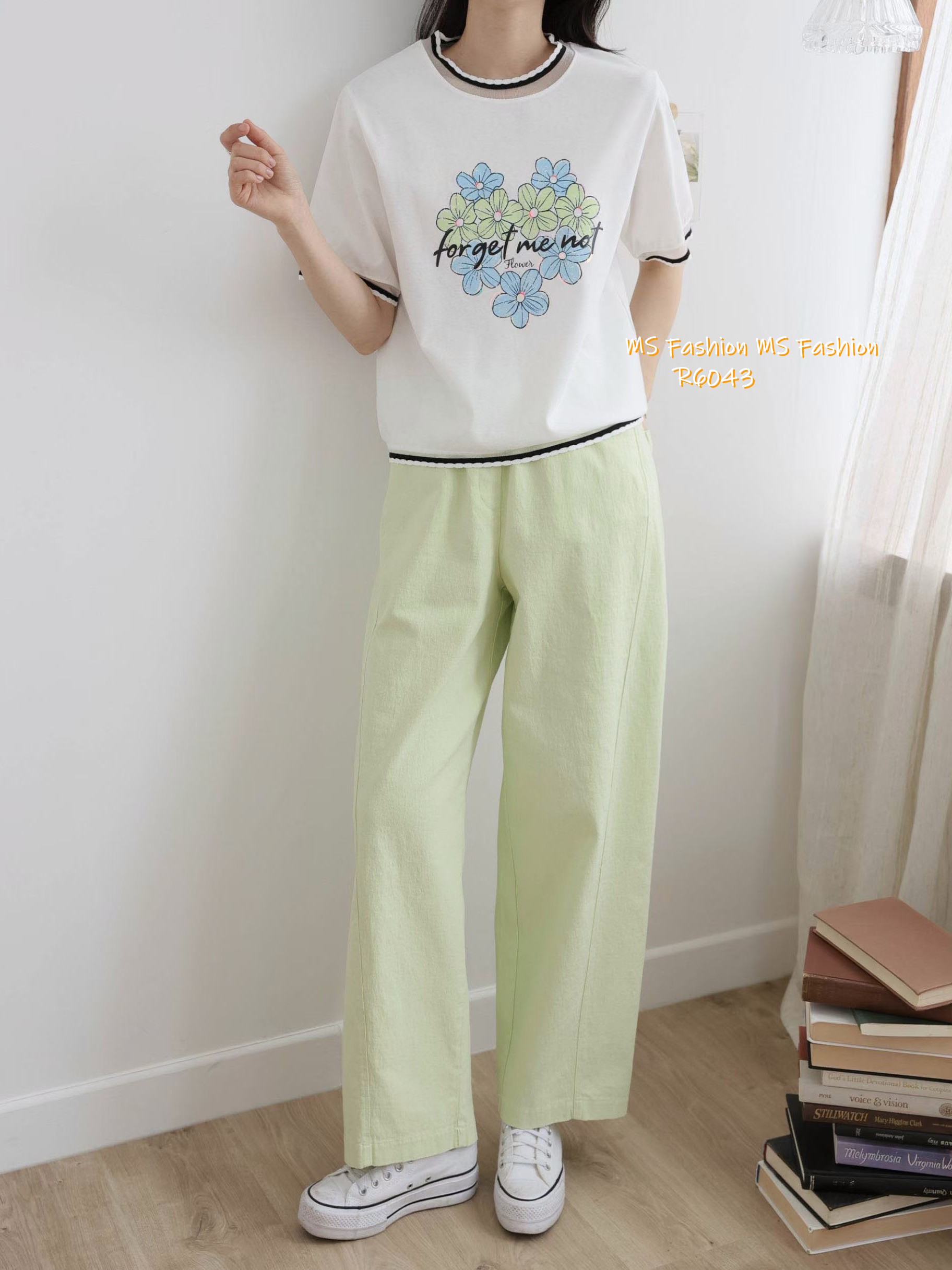 G6043 韓國🇰🇷花花字母print top