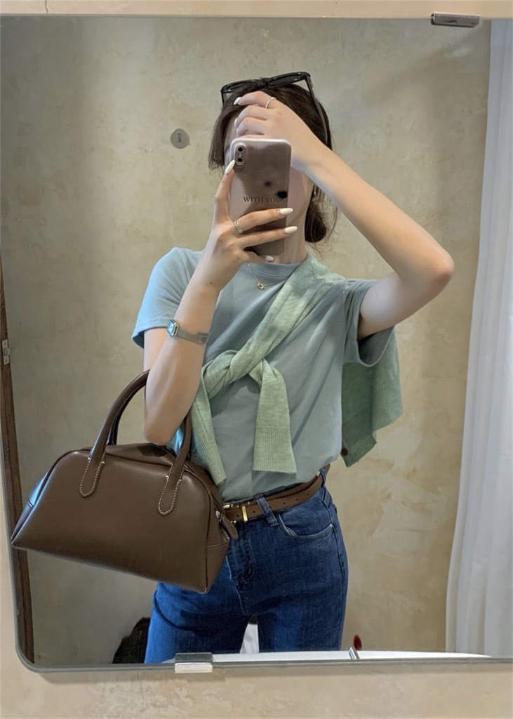 Cloudy Puff Round Neck Tee 云朵泡泡纯色圆领磨毛Tee (11 Colours)