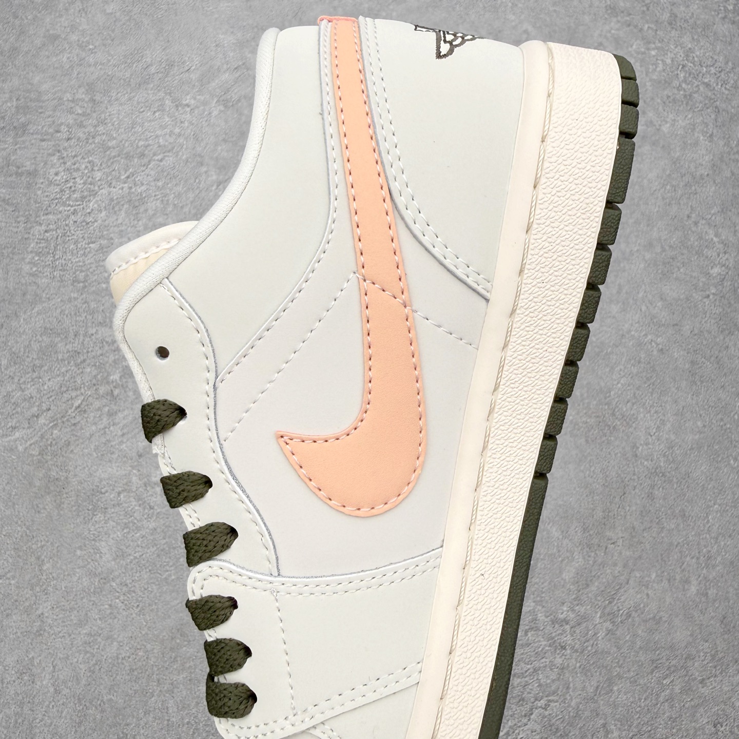 Nike Air Jordan 1 Low DC0774-111