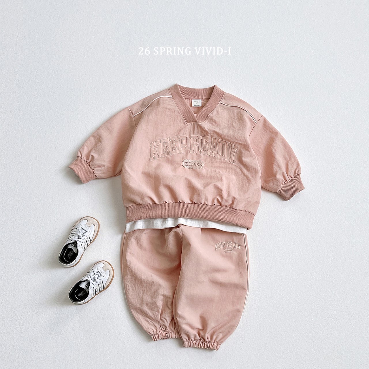 🌸預訂 韓國直送🌸🇰🇷VIVIDI四色棒球風字母刺繡寬鬆輕薄束腳褲