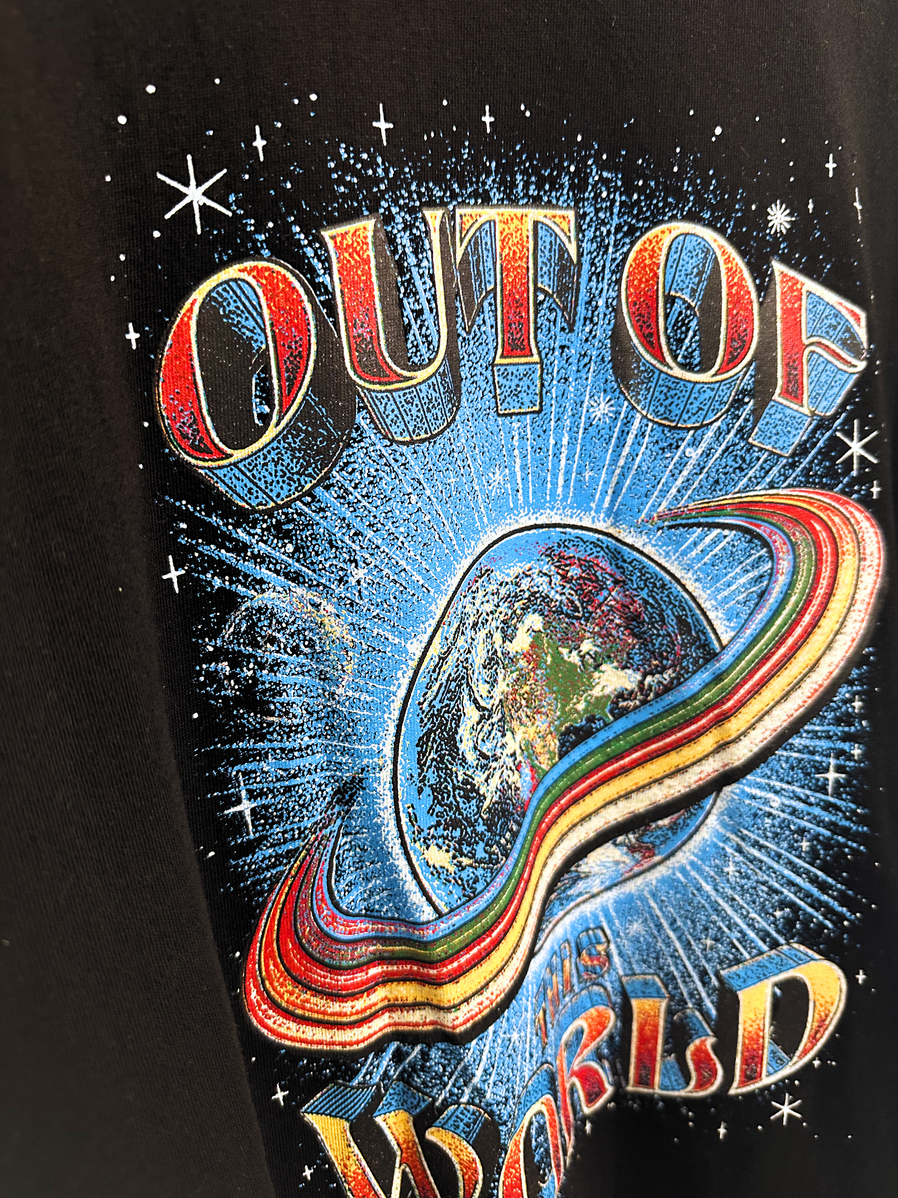 Out of This World Cosmic Graphic Tee | 太空地球印花T恤