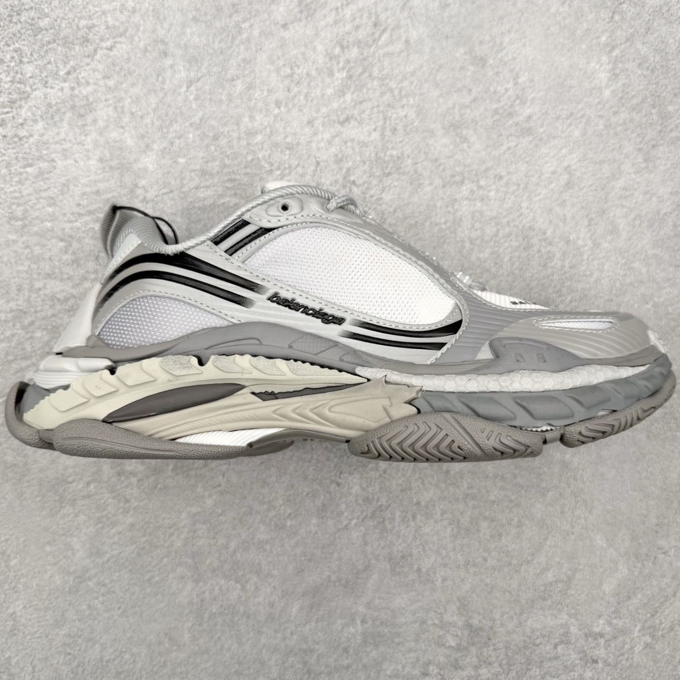 Balenciaga Triple S.2 Gradient 