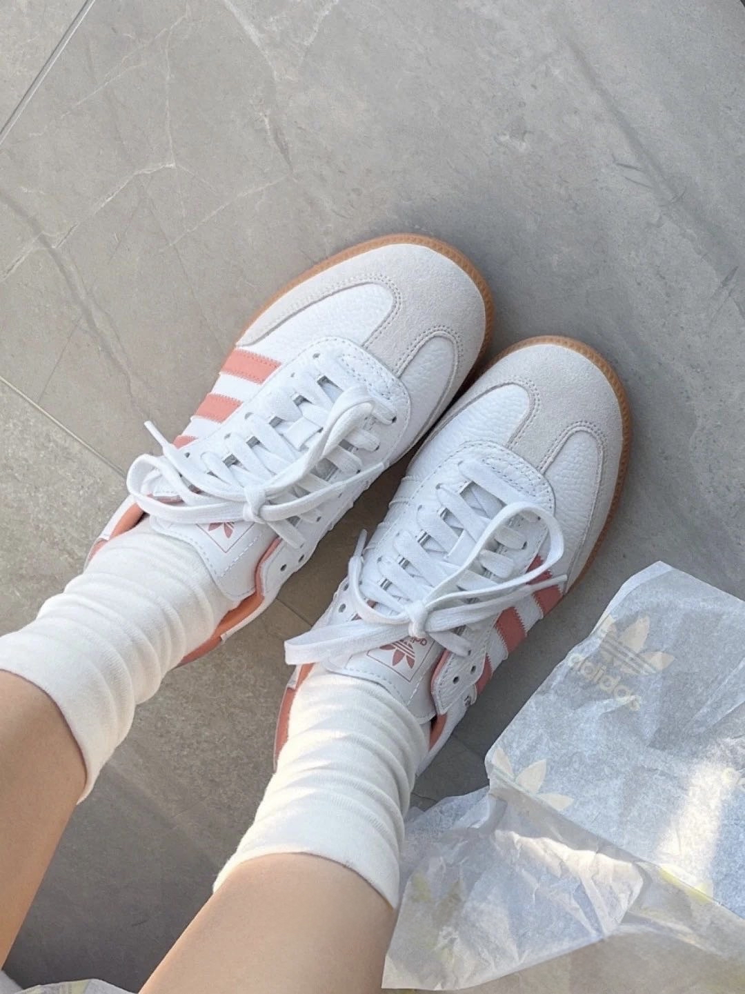 0711 AD 成人款鞋