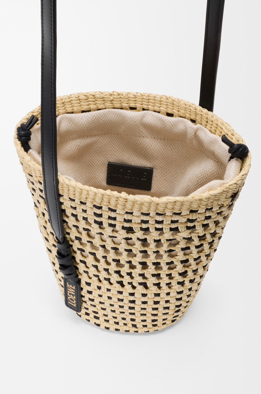 限時優惠🌼新款🆕訂貨🍒Loewe Braid pocket Size 19x19x9cm 肩帶可調節