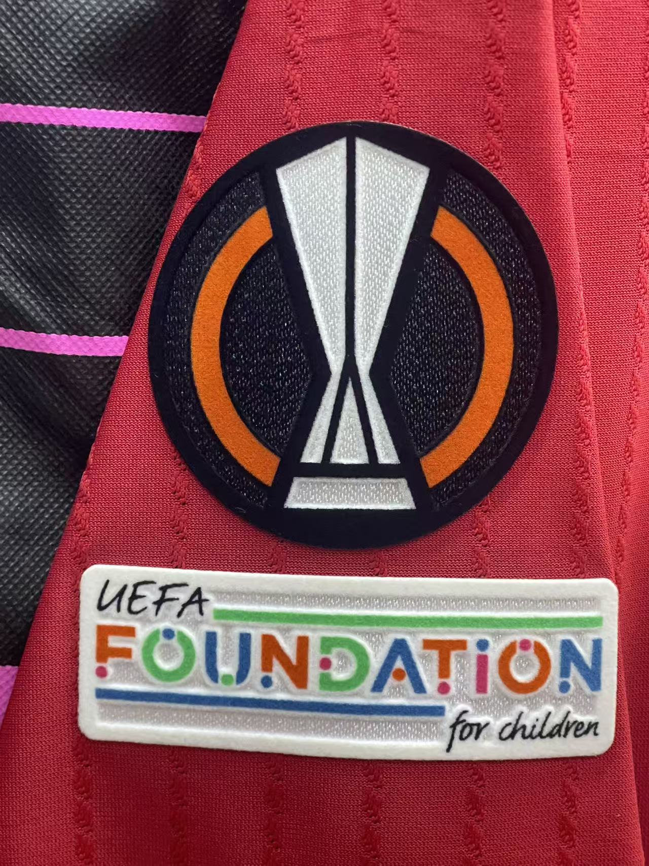 2022-23 Manchester United Home Authentic Shirt Size M "BNWT" 