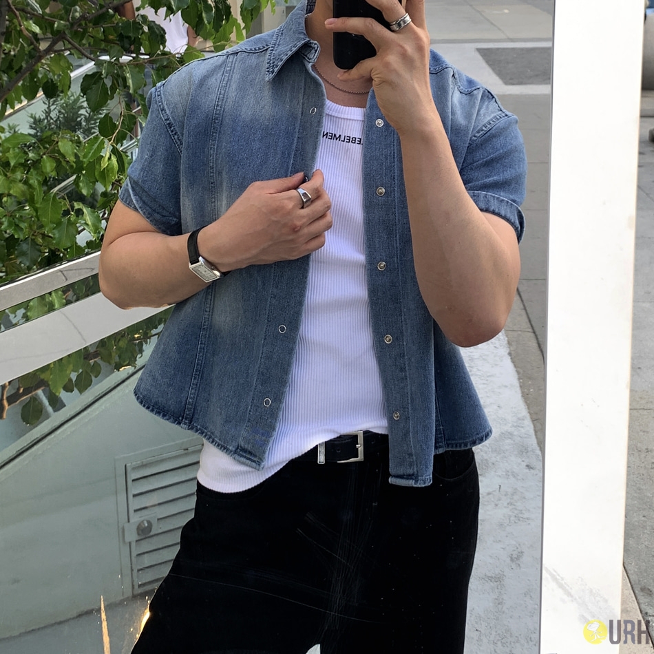 【100%保證韓國直送】復古水洗比例神器短版剪裁方便喼鈕單寧半袖襯衫 👕 [2 color] RL114900