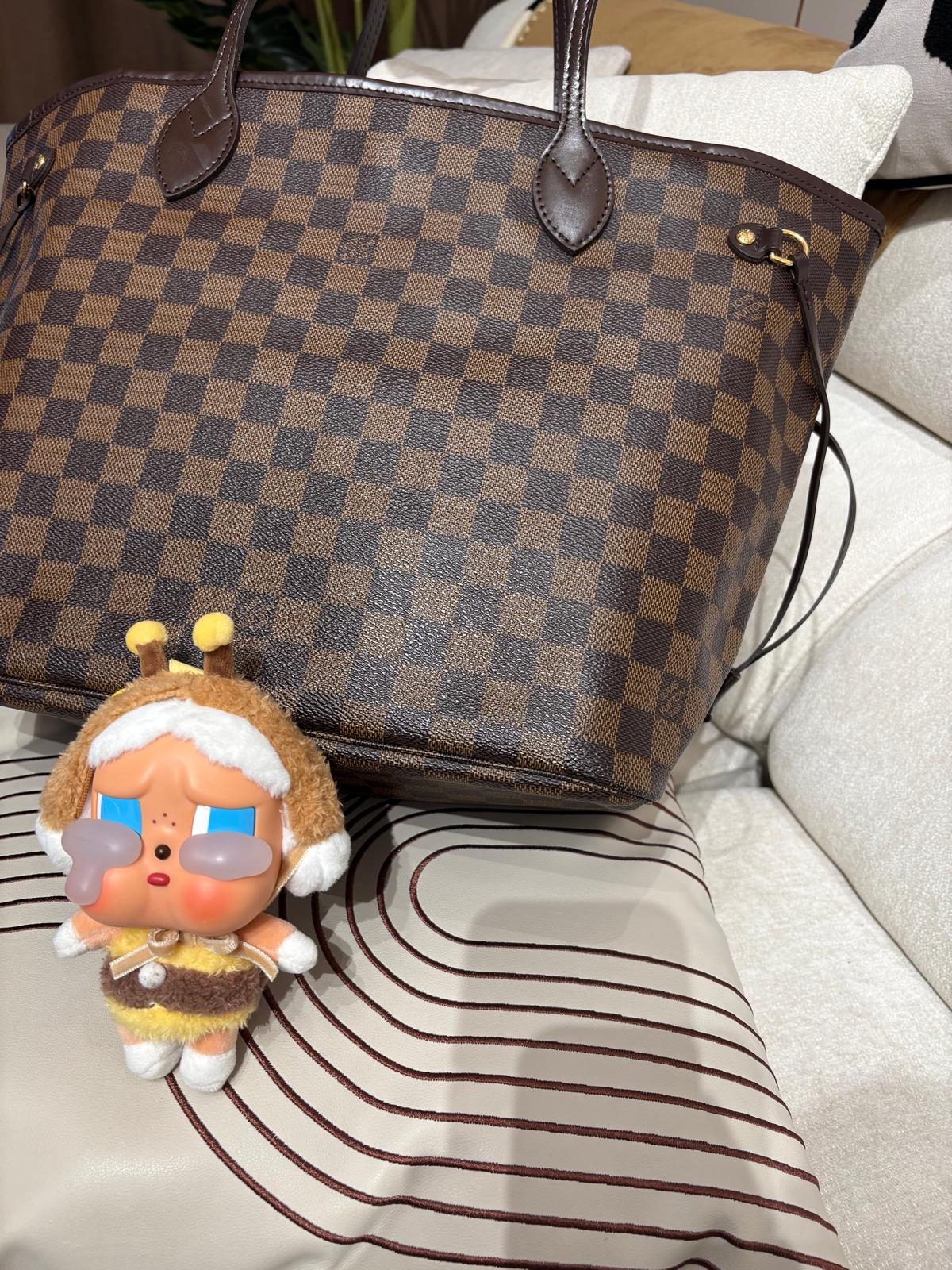 LV Neverfull MM 100%Authentic, 98%New ✅Dust bag