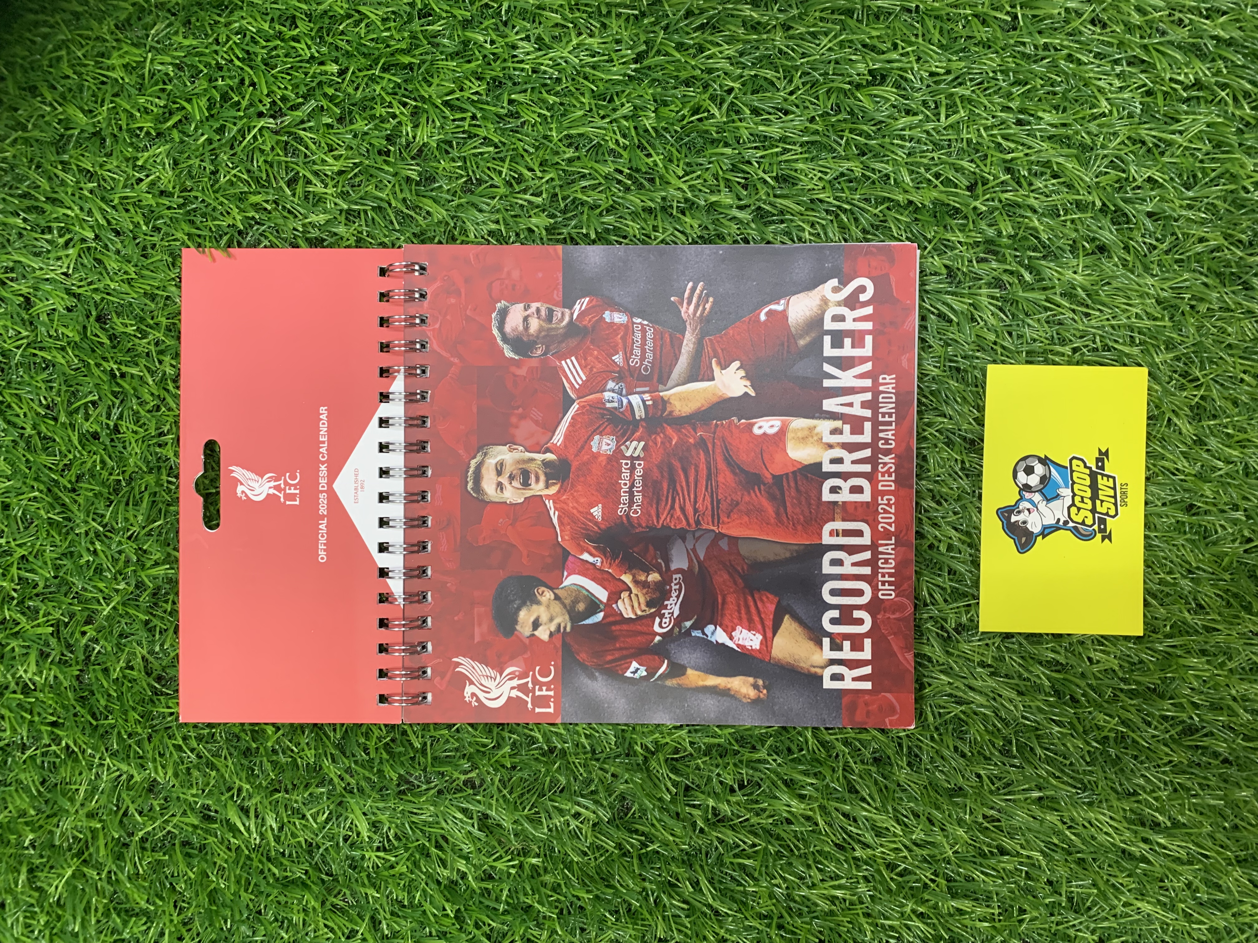 2025 利物浦 月曆 坐枱曆