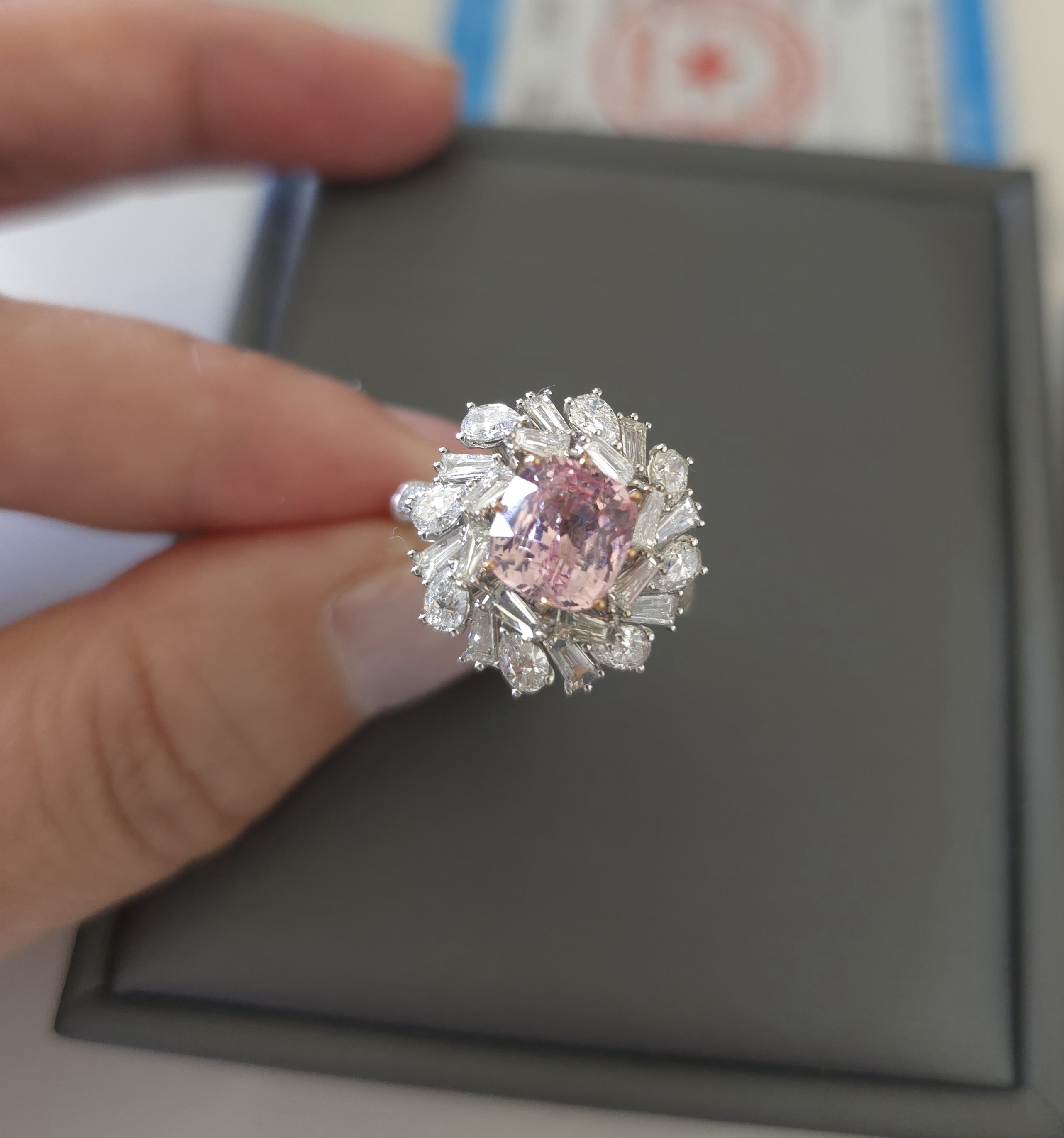 18K帕帕拉卻鑽石戒指