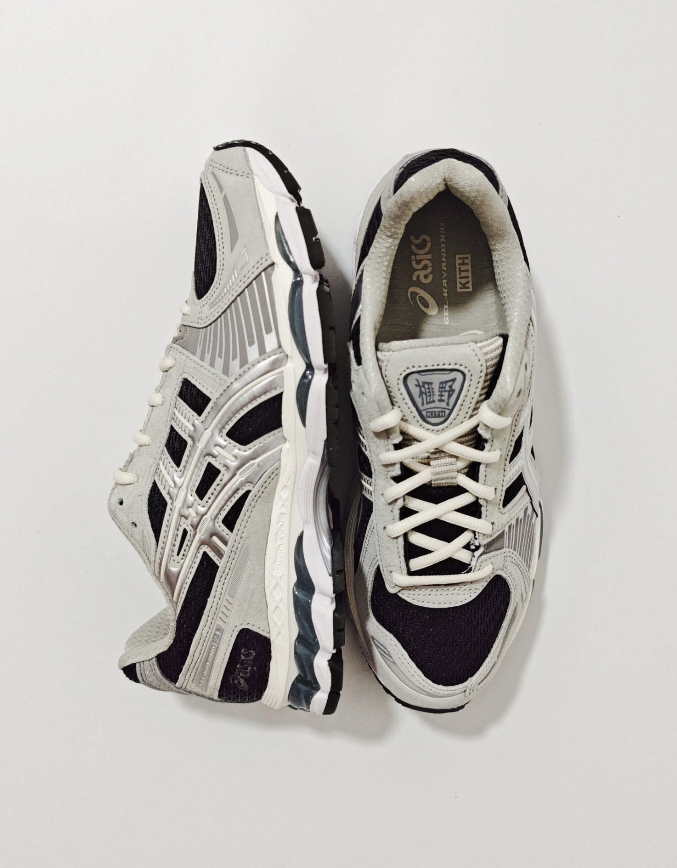 1203A846-020 Kith x Asics Gel-Kayano 12.1 Peat Cream 1203A846-020