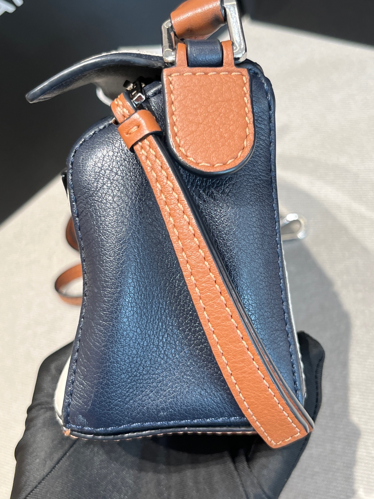 【預訂貨品】Loewe 海軍風三拼色 minipuzzle