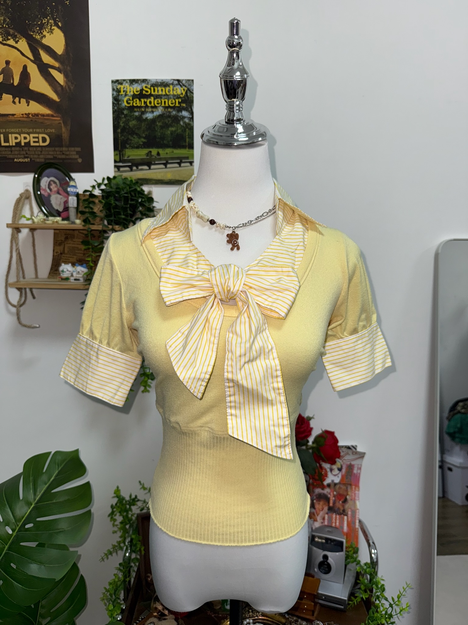 Soft Yellow Nana Bow Top