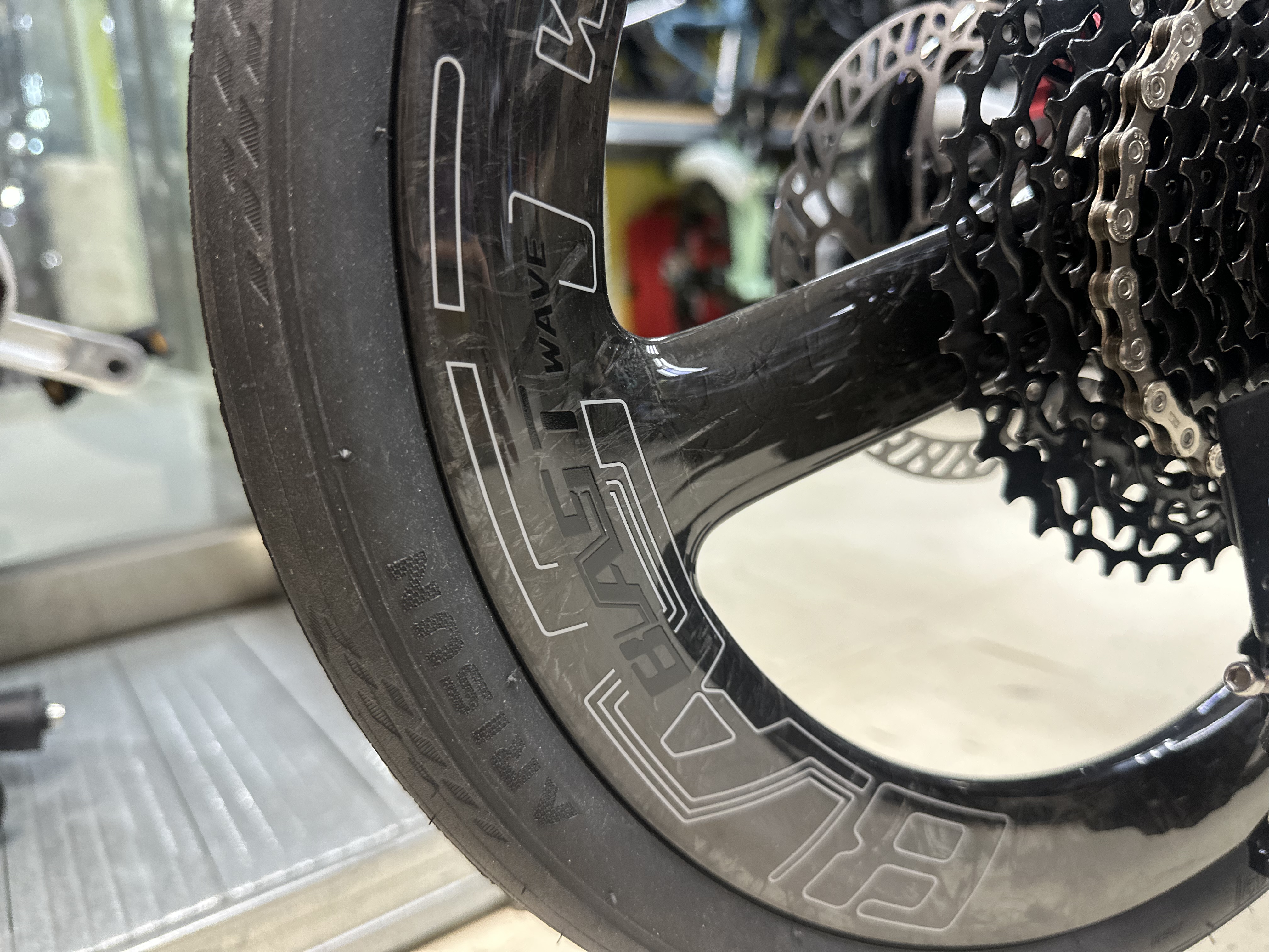 Java Neo 349 carbon + Blastwave carbon wheel 